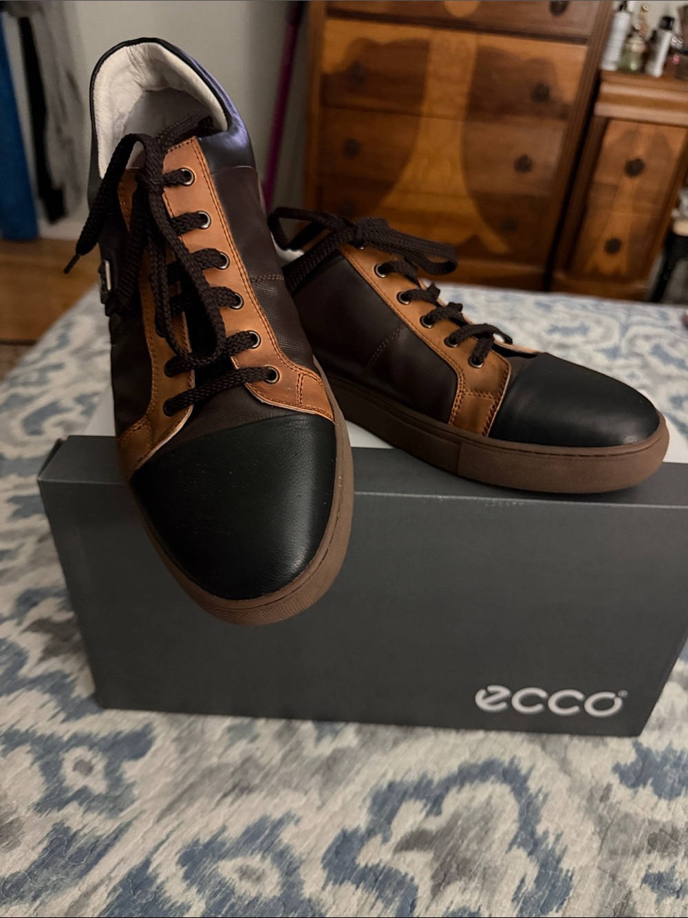 Ecco Robert Graham Men's Black and Brown Leather Lace-Up Sneakers